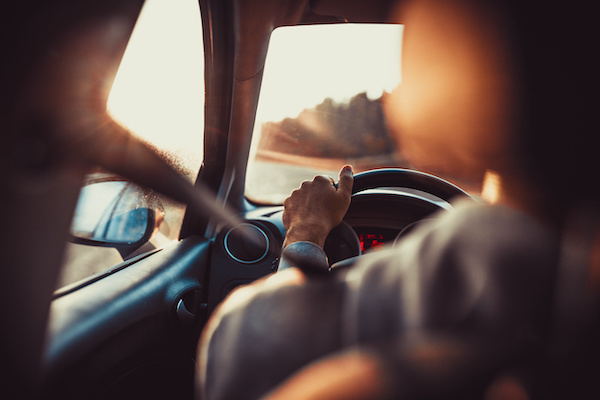 How to Stay Safe on the Road: Defensive Driving Tips