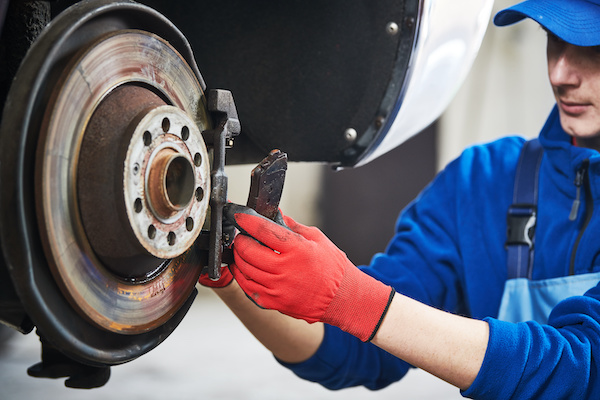 Brake Pads vs. Brake Shoes: Which Is Right for Your Vehicle? in Denton, TX | Strande's Garage